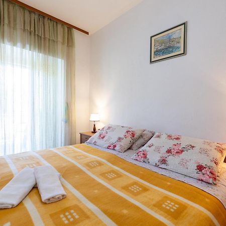 Apartments By The Sea Cove Zarace - Gdinj, Hvar - 2047 Exterior foto